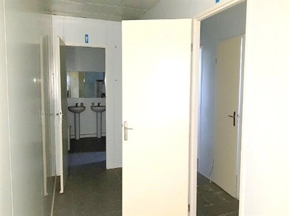 Armazém para Venda em Ratoeira Foto 11