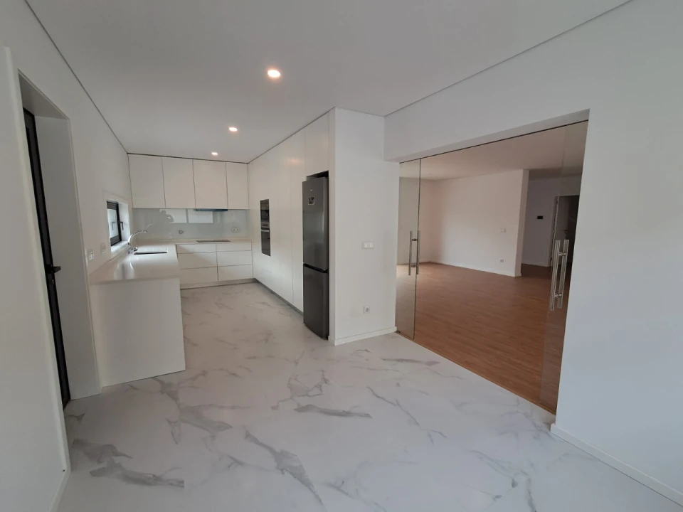 Moradia T3 para Venda em Ovar, São João, Arada e São Vicente de Pereira Jusã Foto 1