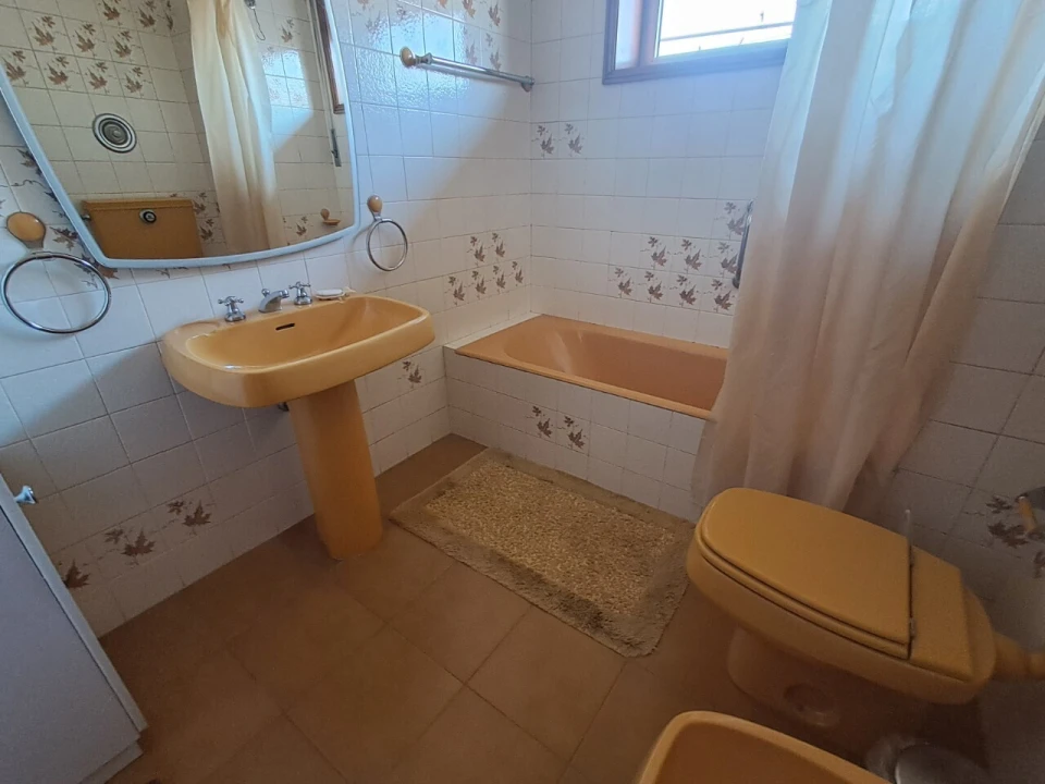 Apartamento T6 para Venda em São João da Madeira Foto 14