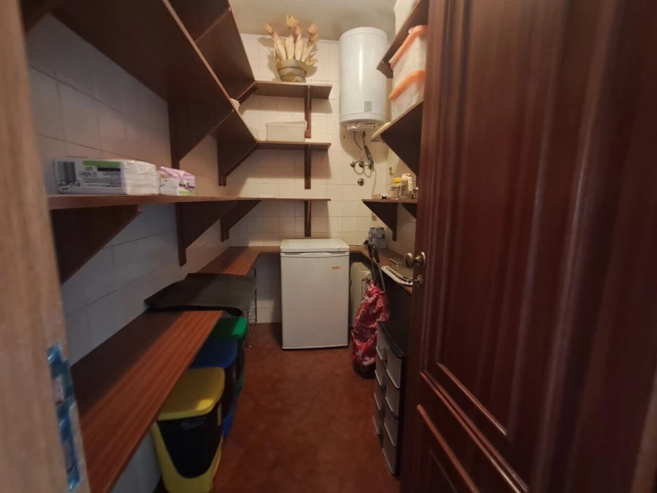 Apartamento T6 para Venda em São João da Madeira Foto 31