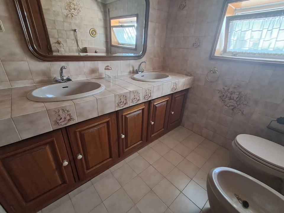 Apartamento T6 para Venda em São João da Madeira Foto 39