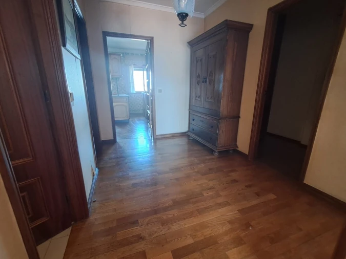 Apartamento T6 para Venda em São João da Madeira Foto 33