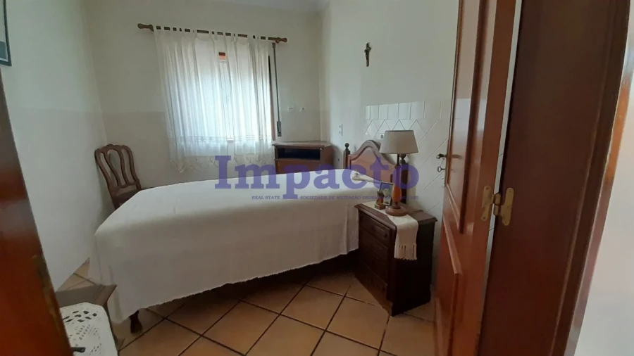 Moradia T4 para Venda em Ossela Foto 30