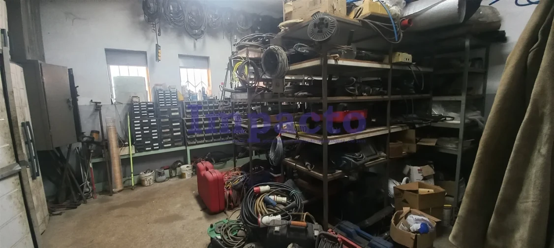 Armazém para Venda em Gafanha da Encarnação Foto 6