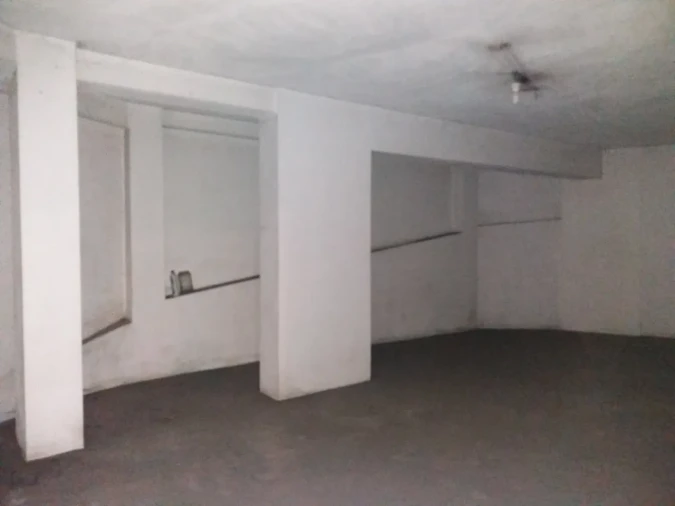 Garagem para Arrendamento em São João da Madeira Foto 2