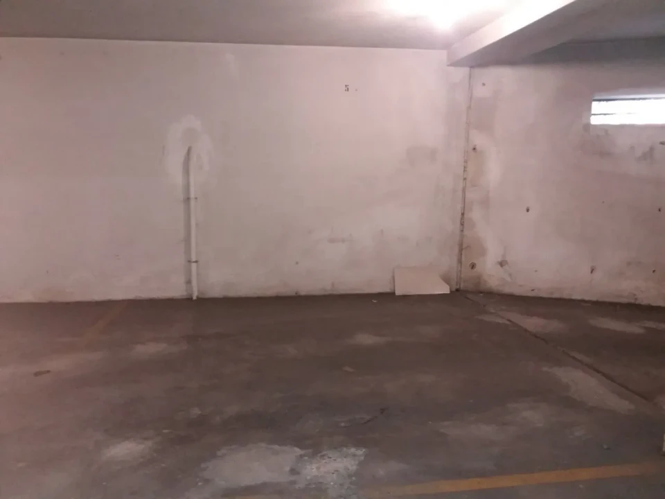 Garagem para Arrendamento em São João da Madeira Foto 3