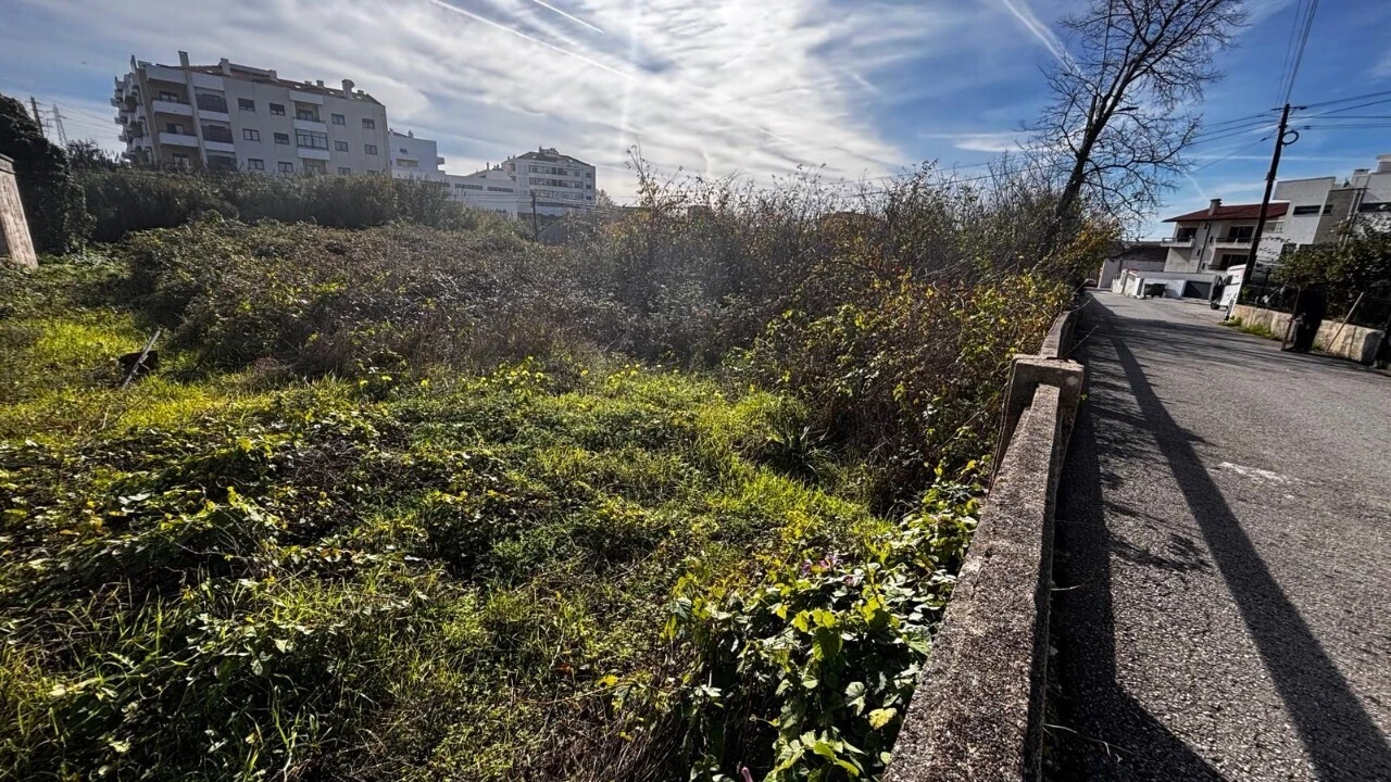 Terreno para Venda em Tavarede Foto 10
