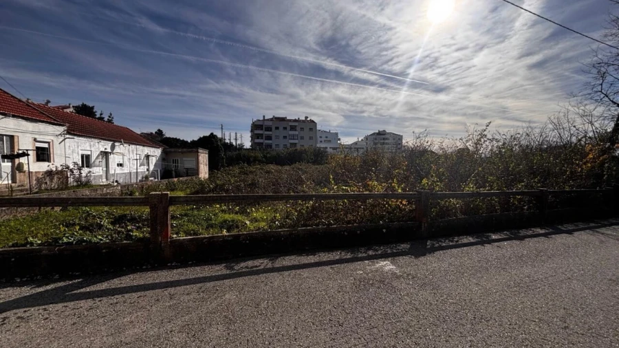 Terreno para Venda em Tavarede Foto 11