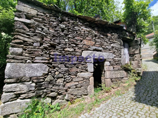 Moradia T3 para Venda em Santa Eulalia Foto 5