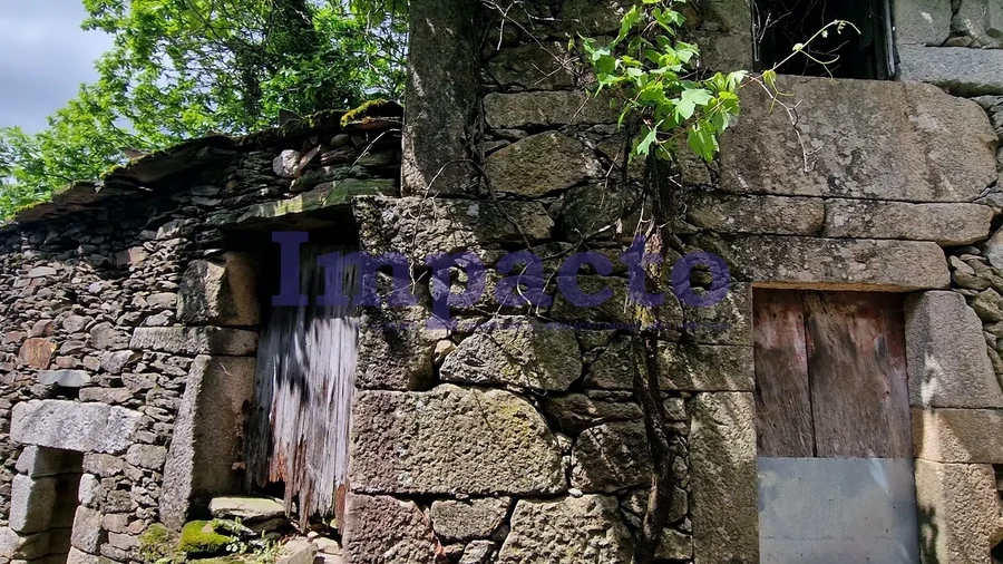 Moradia T3 para Venda em Santa Eulalia