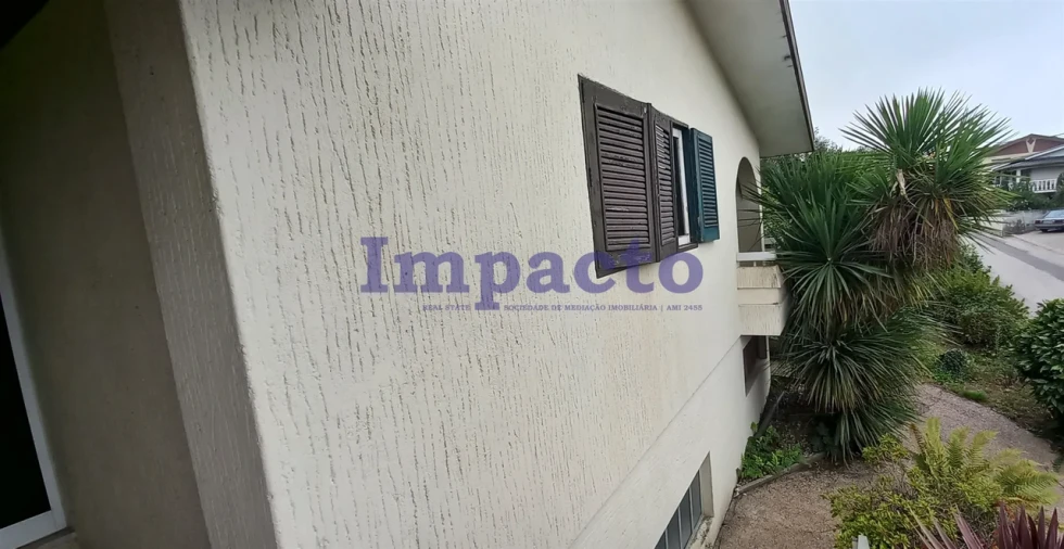 Moradia T3 para Venda em Fajões Foto 19