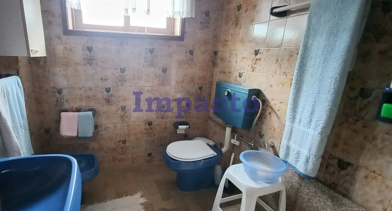 Moradia T3 para Venda em Fajões Foto 10