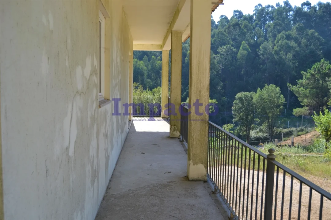 Moradia T6 para Venda em Fajões Foto 68