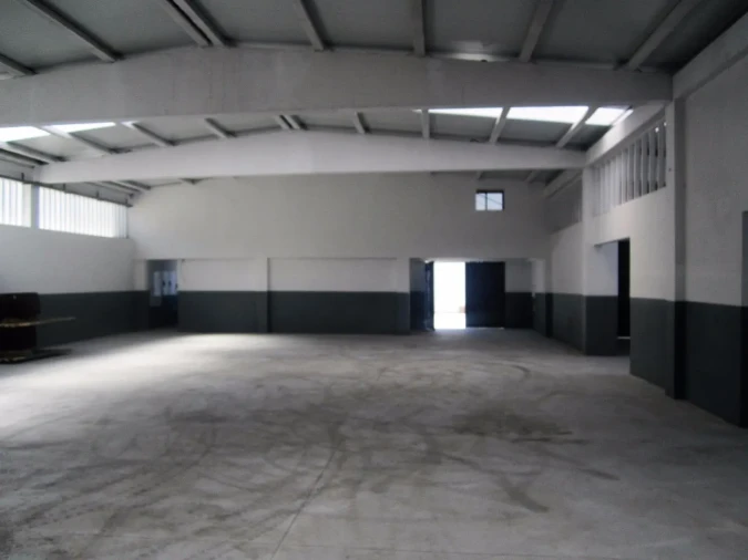 Armazém para Arrendamento em Vila de Cucujães Foto 12