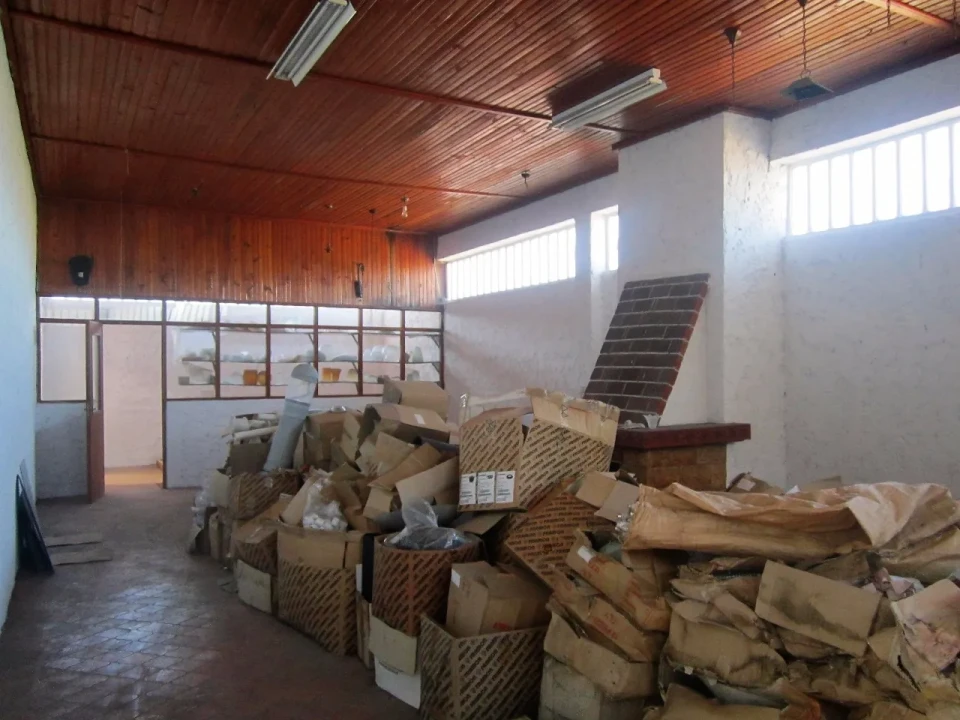 Armazém para Arrendamento em Vila de Cucujães Foto 9