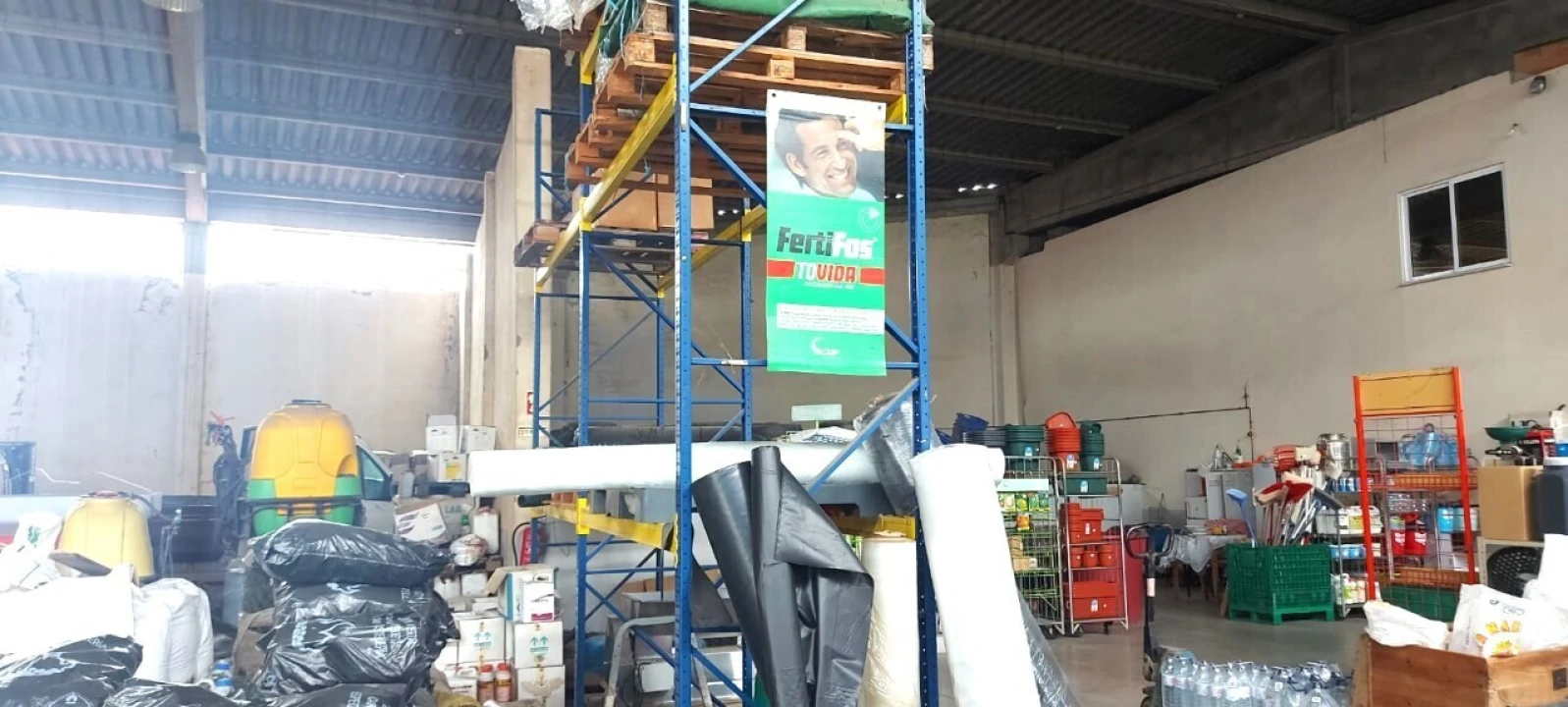 Armazém para Venda em Ladoeiro Foto 7