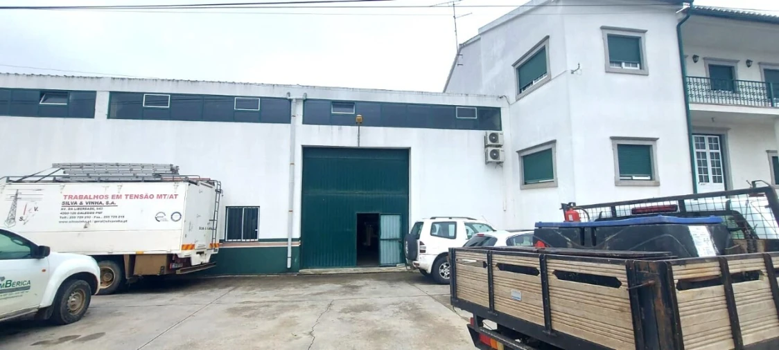 Armazém para Venda em Ladoeiro Foto 4