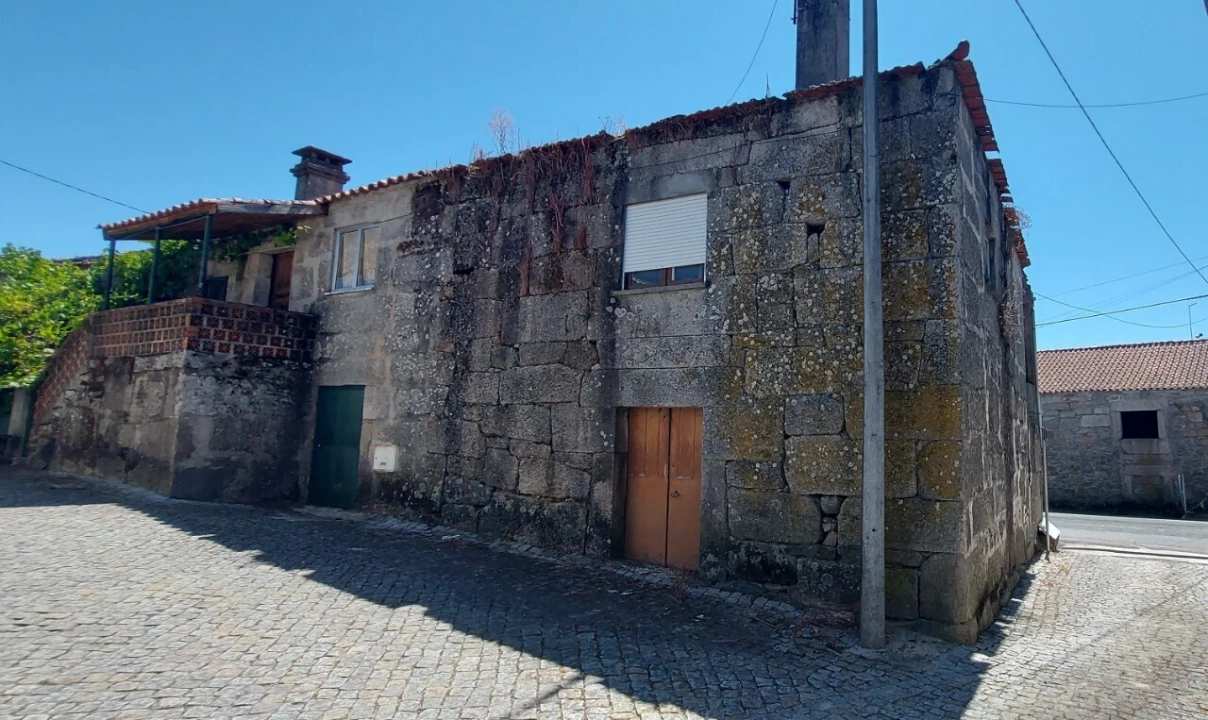 Moradia T2 para Venda em Sernancelhe e Sarzeda Foto 3
