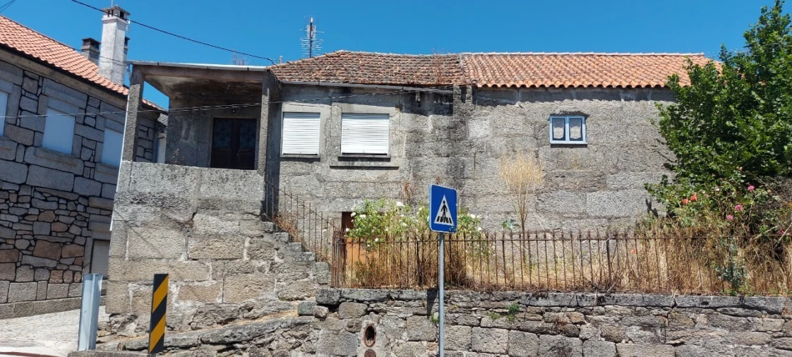 Moradia T2 para Venda em Sernancelhe e Sarzeda Foto 4