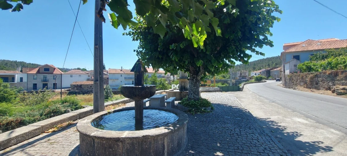 Moradia T2 para Venda em Sernancelhe e Sarzeda Foto 26