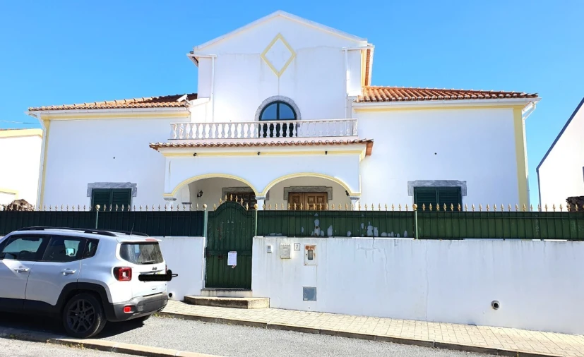 Moradia T5 para Venda em Alvito