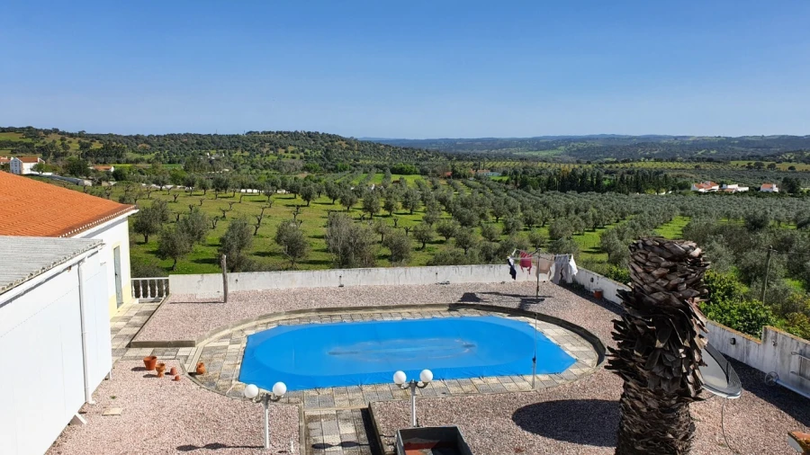 Moradia T5 para Venda em Alvito Foto 3