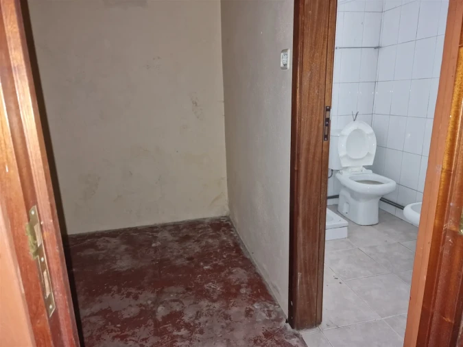 Loja para Arrendamento em Carregosa Foto 11