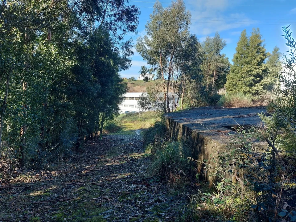 Terreno para Venda em Fânzeres e São Pedro da Cova Foto 37