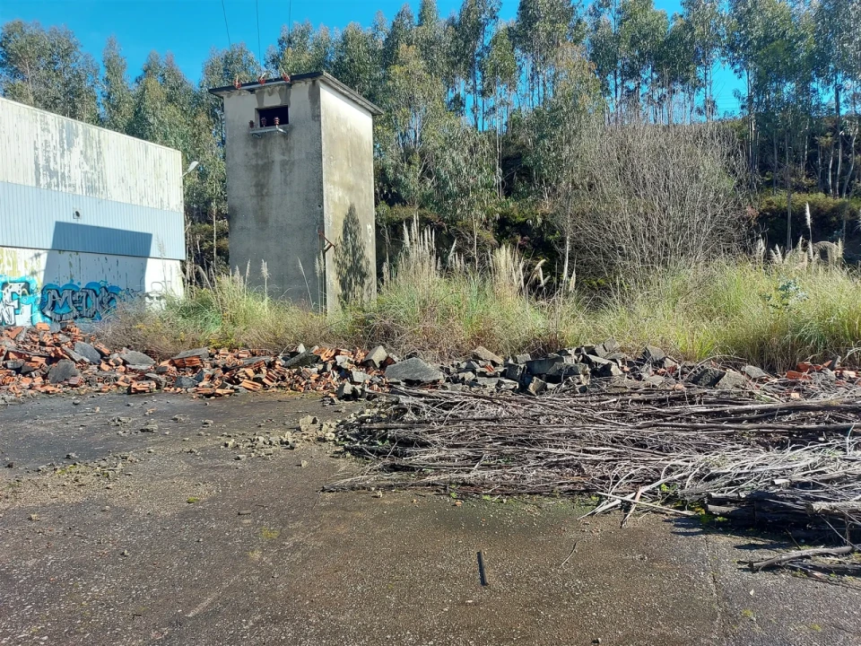 Terreno para Venda em Fânzeres e São Pedro da Cova Foto 29