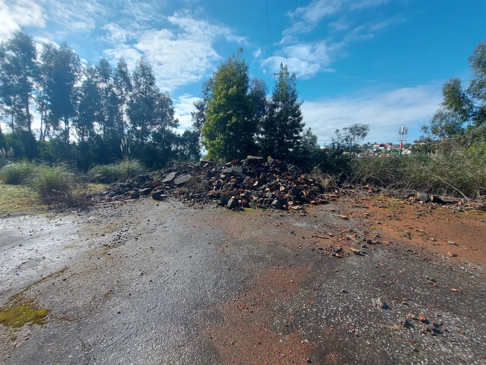 Terreno para Venda em Fânzeres e São Pedro da Cova Foto 26