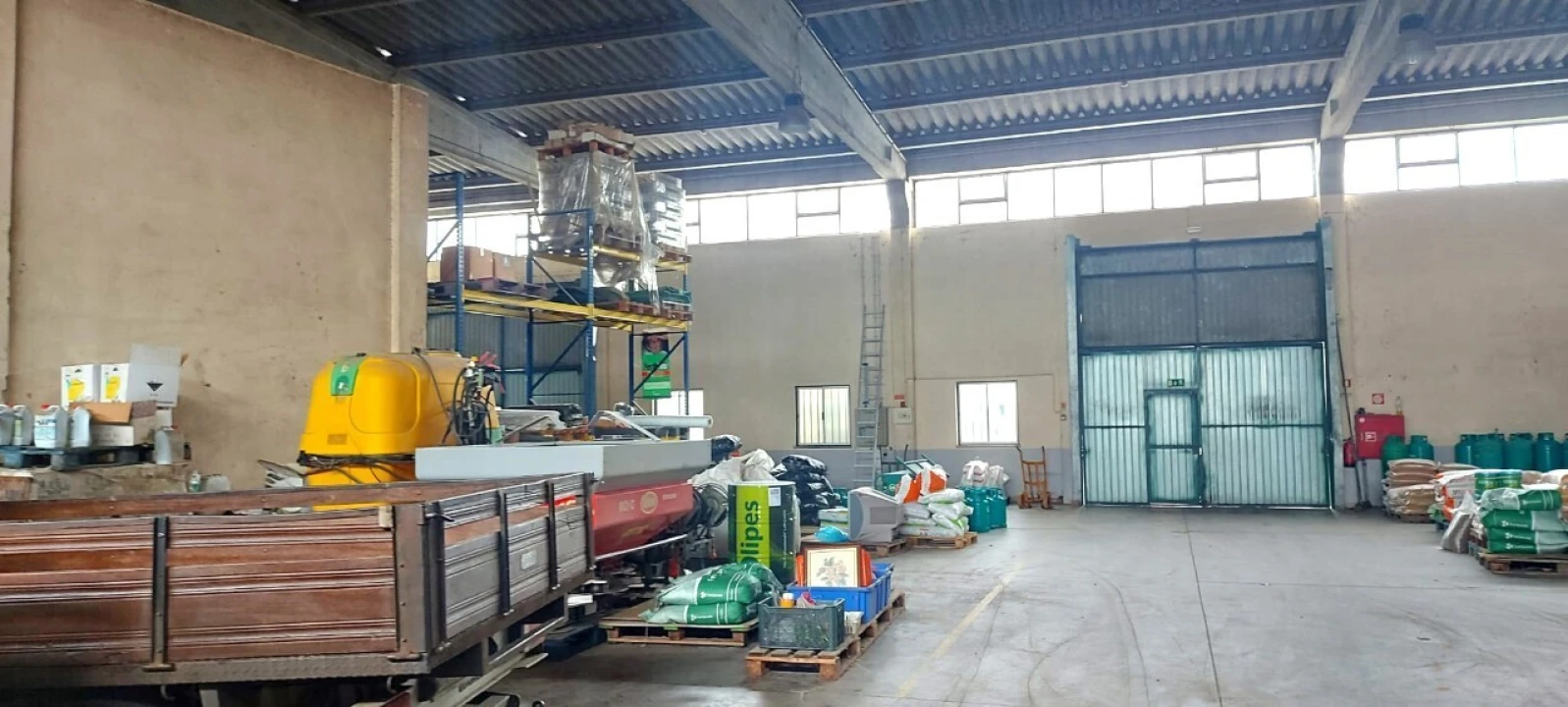 Armazém para Venda em Ladoeiro Foto 6