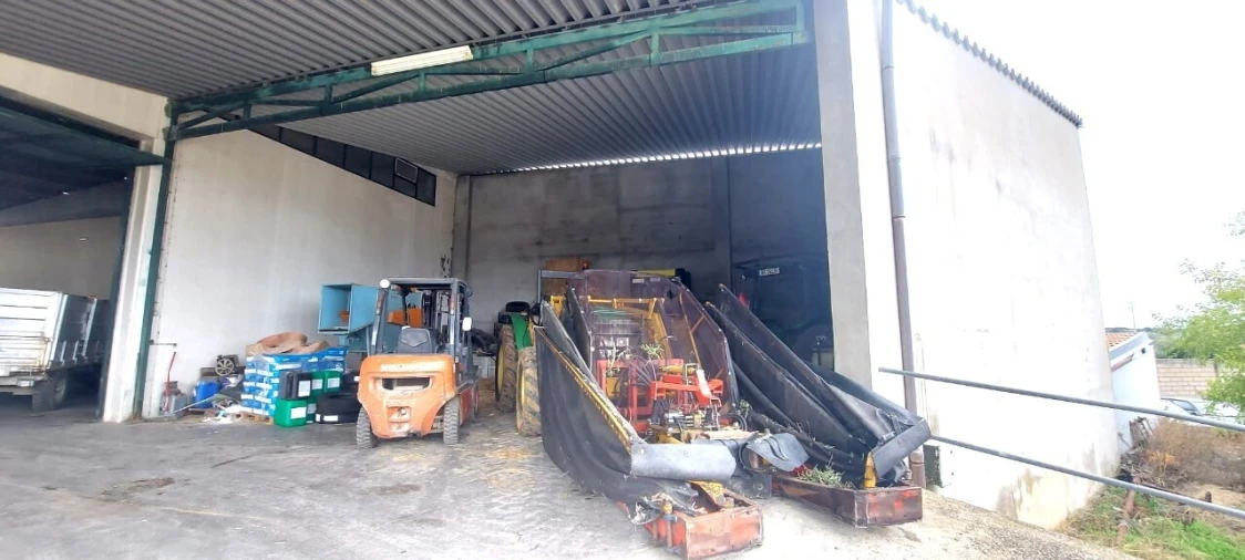 Armazém para Venda em Ladoeiro Foto 13