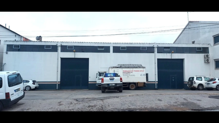 Armazém para Venda em Ladoeiro