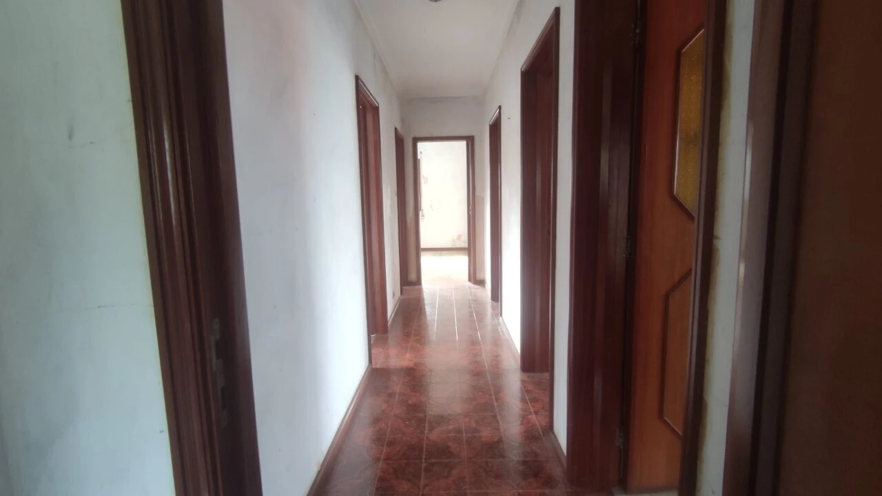 Moradia T4 para Venda em Santa Maria de Lamas Foto 8