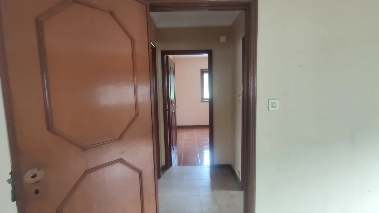 Moradia T4 para Venda em Santa Maria de Lamas Foto 10