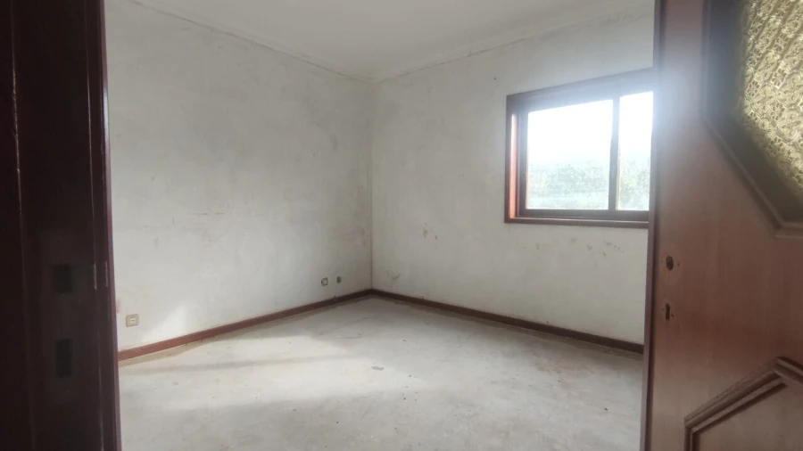 Moradia T4 para Venda em Santa Maria de Lamas Foto 16