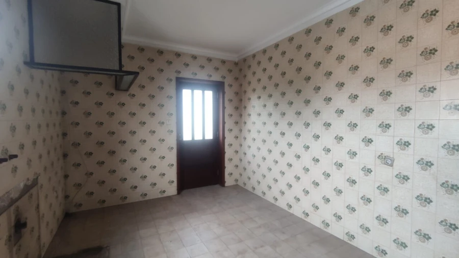 Moradia T4 para Venda em Santa Maria de Lamas Foto 12