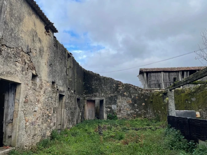 Moradia T3 para Venda em Milheiros de Poiares Foto 16