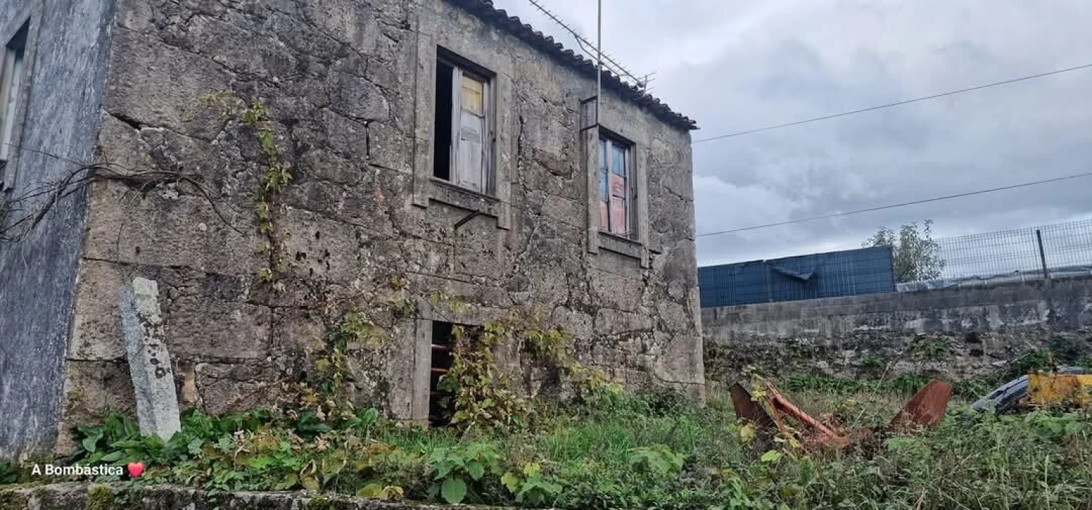 Terreno para Venda em Escariz Foto 1