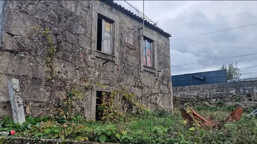 Terreno para Venda em Escariz