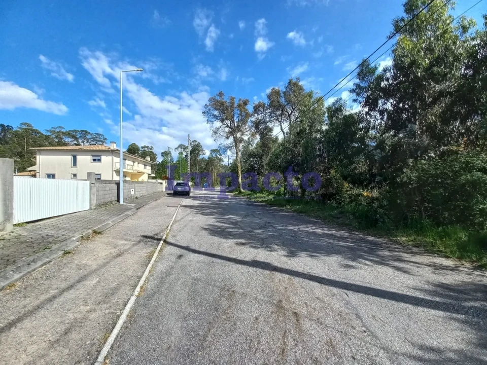 Terreno para Venda em Escariz Foto 4