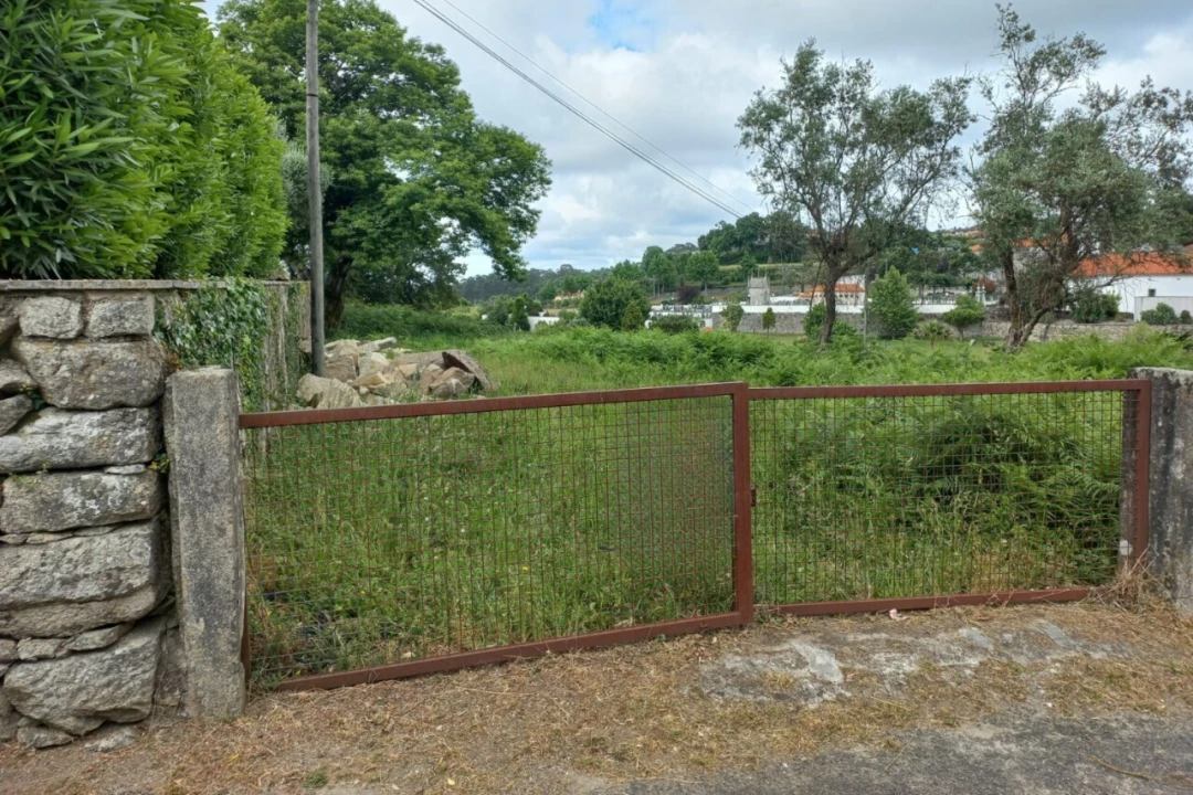 Terreno para Venda em Escariz Foto 11