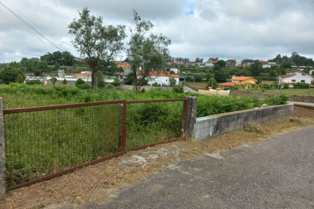 Terreno para Venda em Escariz Foto 12