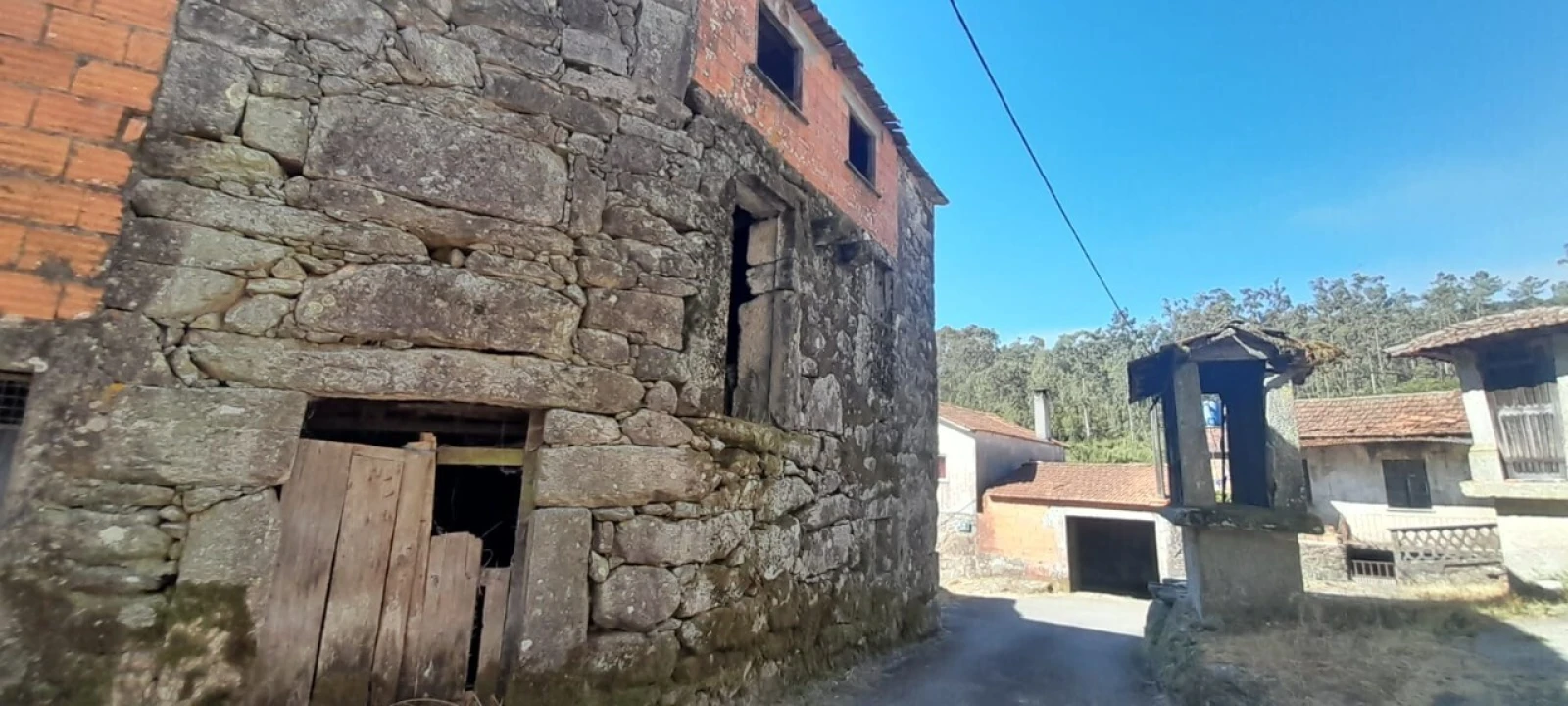 Moradia T0 para Venda em Couto de Esteves Foto 13