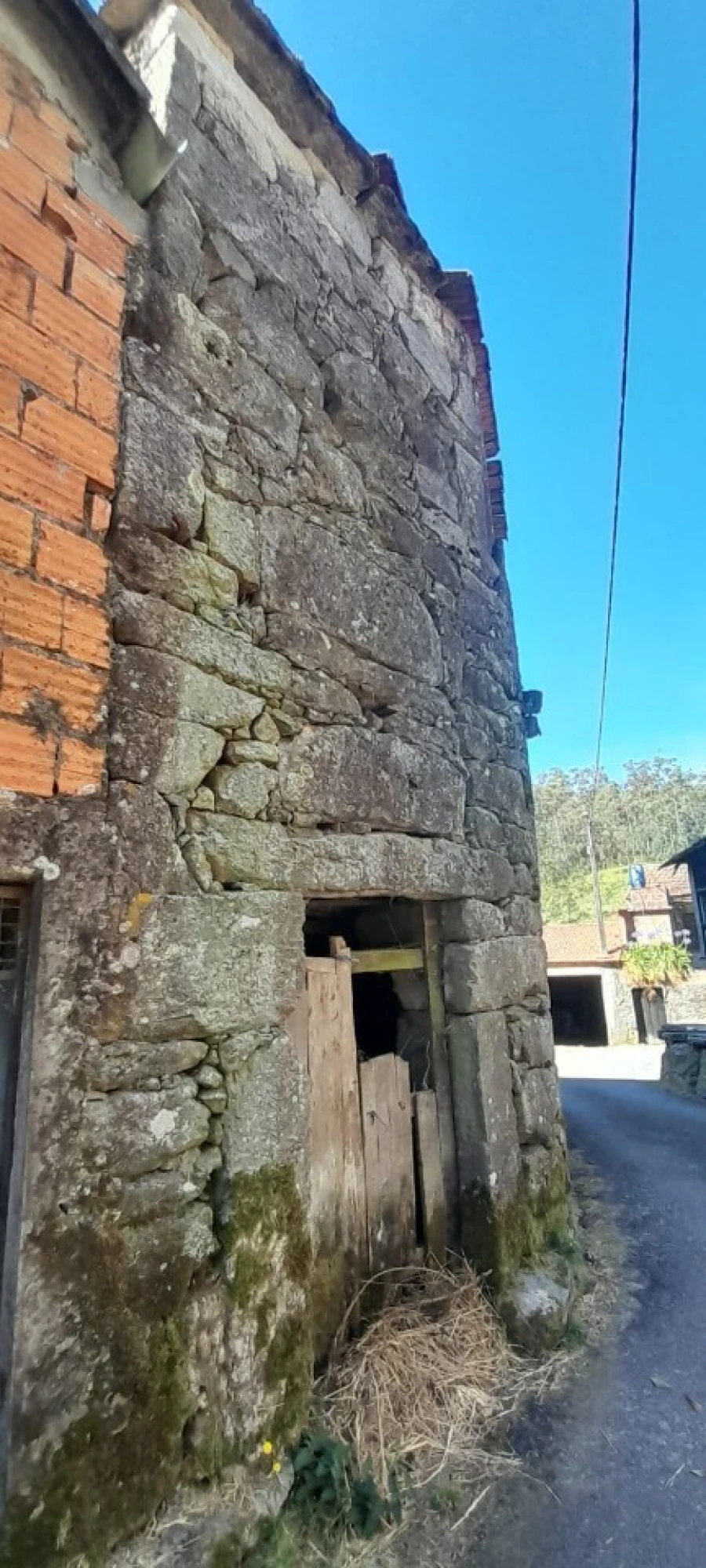 Moradia T0 para Venda em Couto de Esteves Foto 10