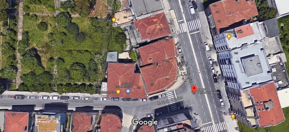 Moradia T11 para Venda em São João da Madeira Foto 1