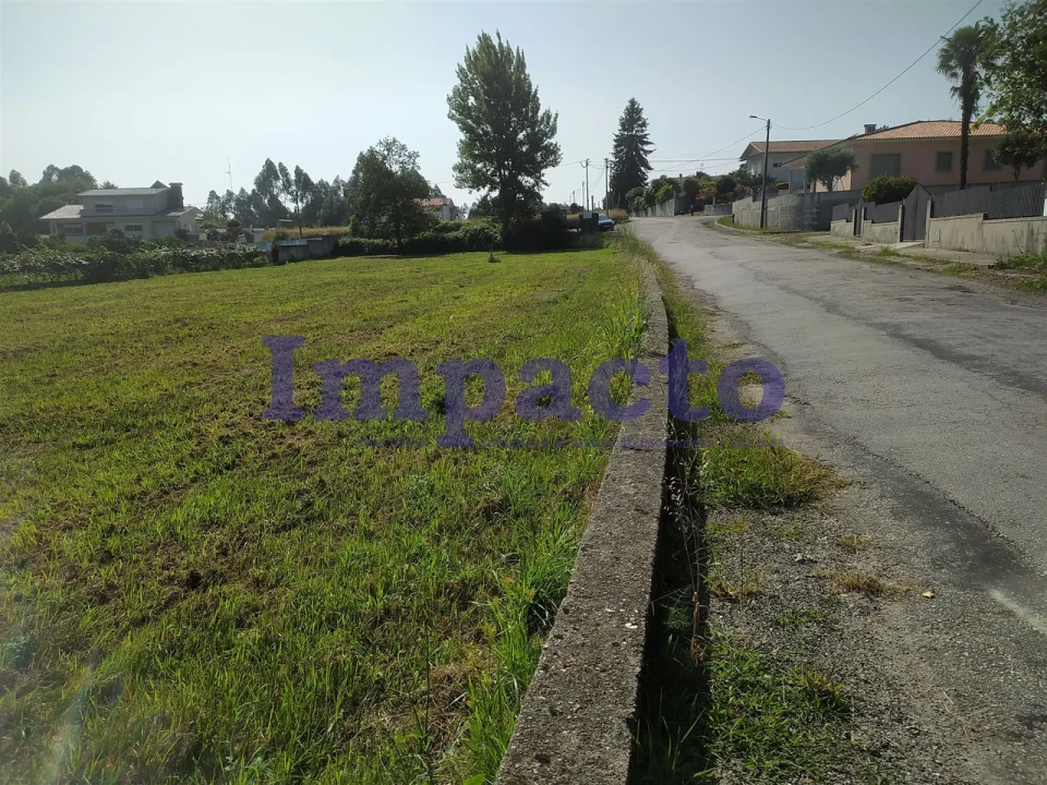 Terreno para Venda em Romariz Foto 5