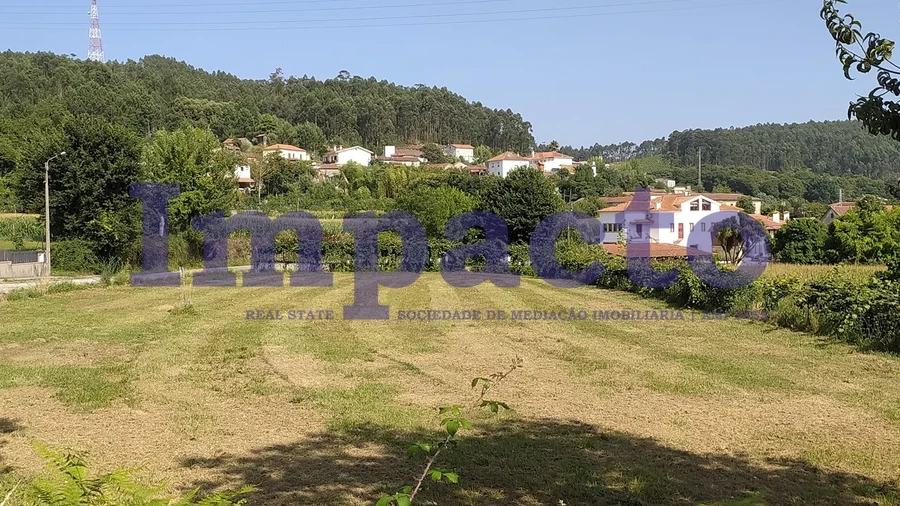 Terreno para Venda em Romariz