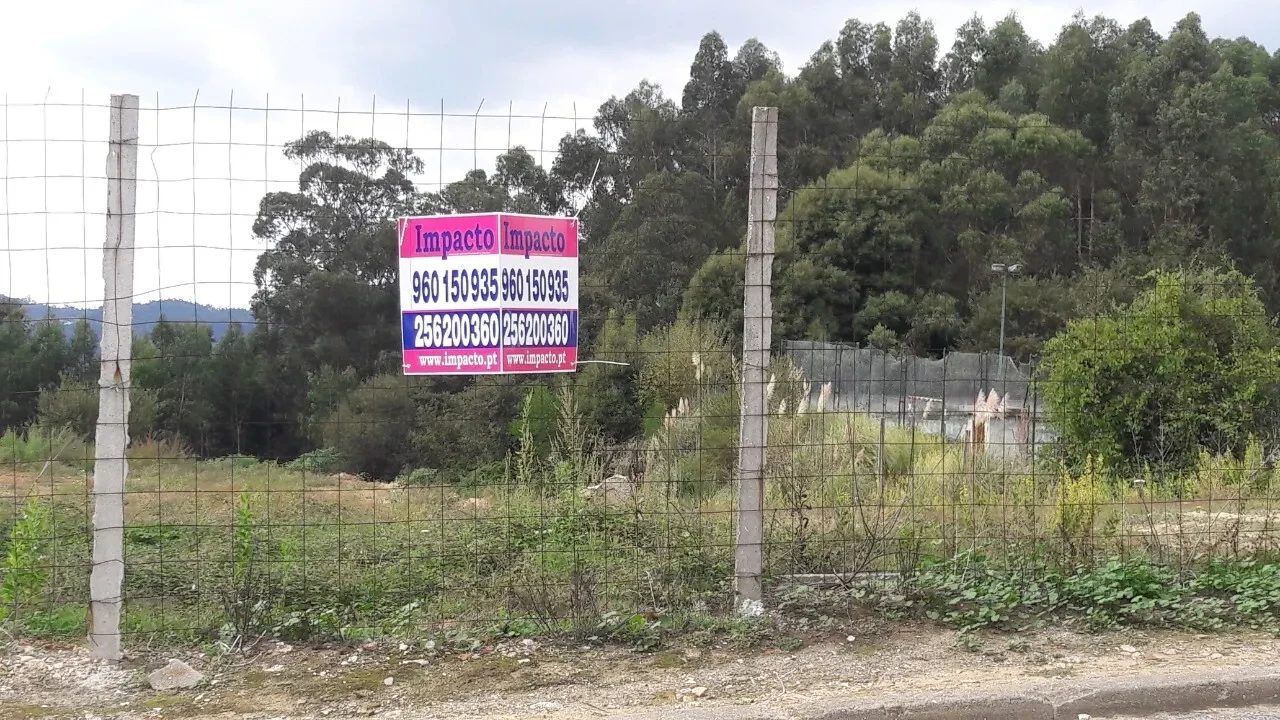 Terreno para Venda em O. Azeméis, Riba-Ul, Ul, Macinhata Seixa, Madail Foto 4