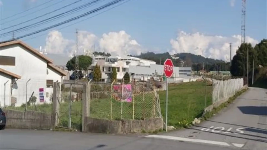 Terreno para Venda em São Paio de Oleiros Foto 4